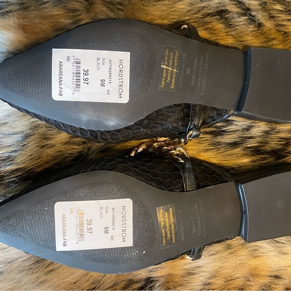 Black and gold mesh slides - new never worn - Picture 2 of 2